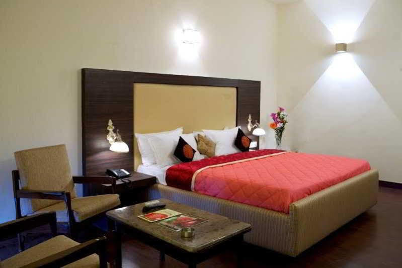 Hotel Mandakini Jaya International Гайдарабад Екстер'єр фото